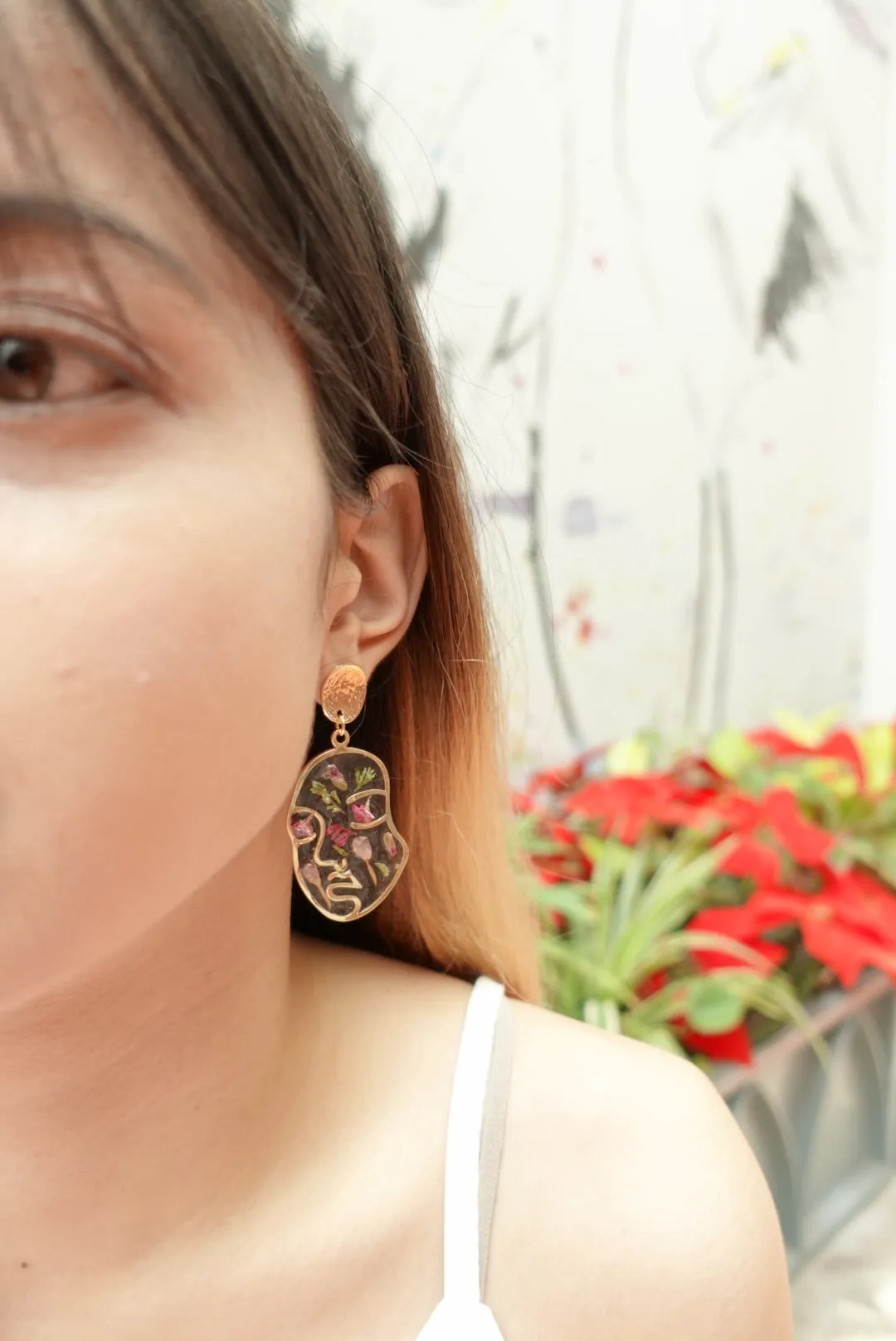 Face Mixed Flower Studs
