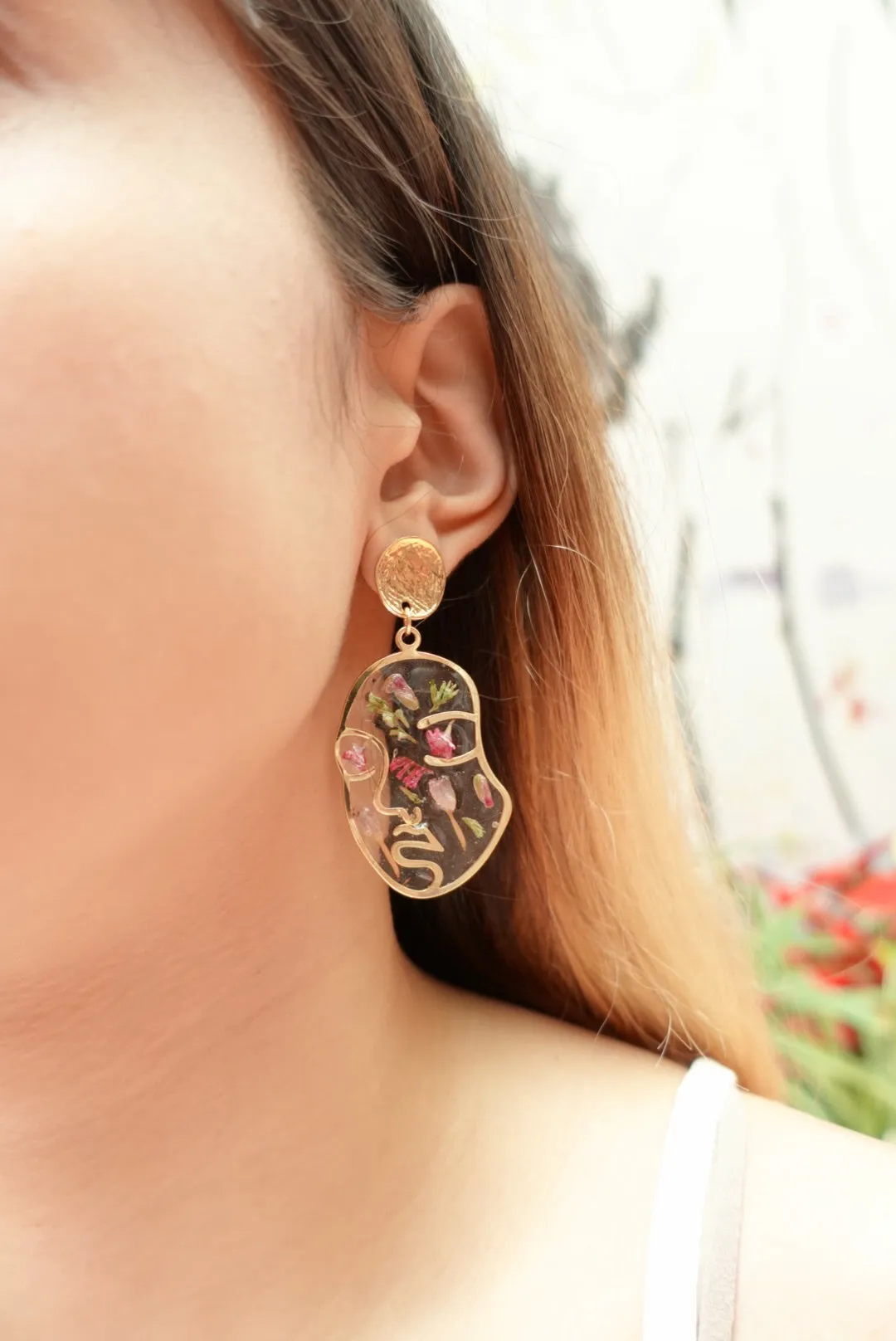 Face Mixed Flower Studs