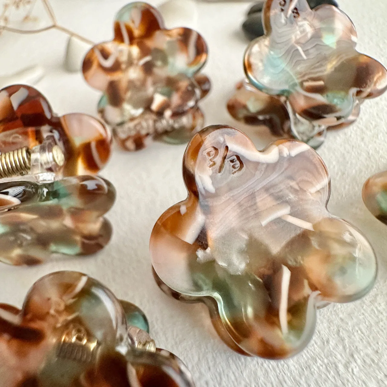 Flower Mini Claw Clips