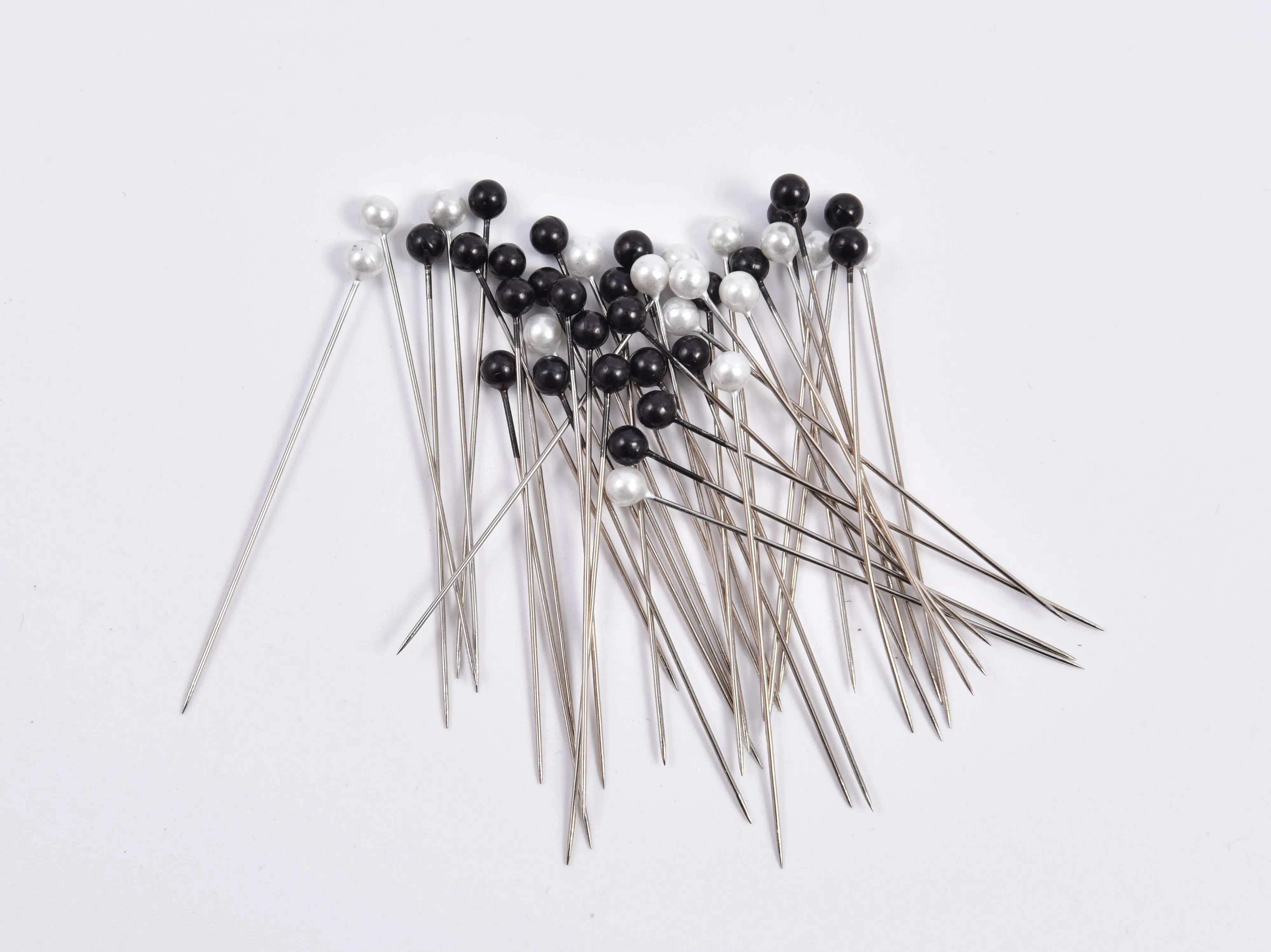 Long Pearlized Pins 40 pack