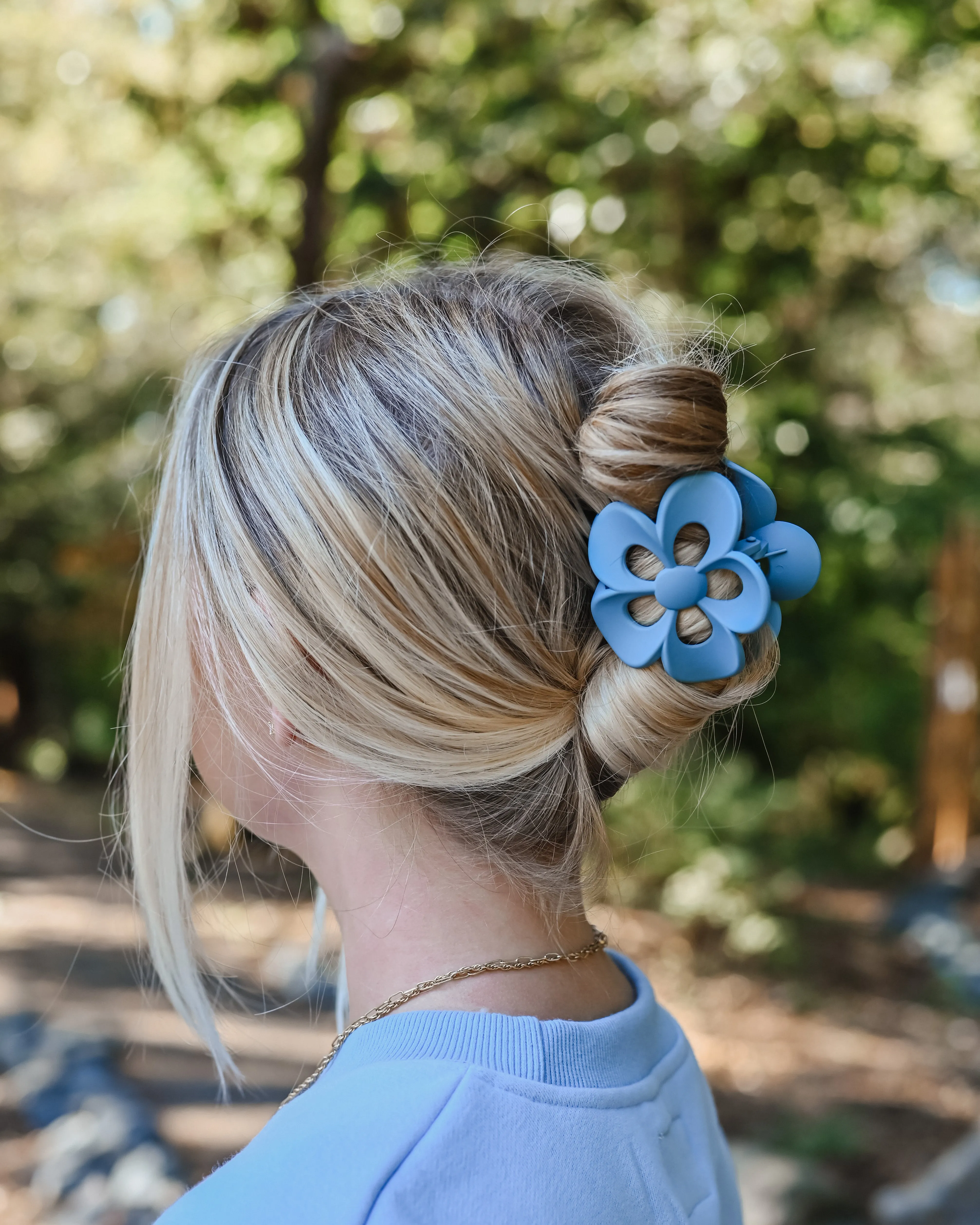 Twisted Flower Claw