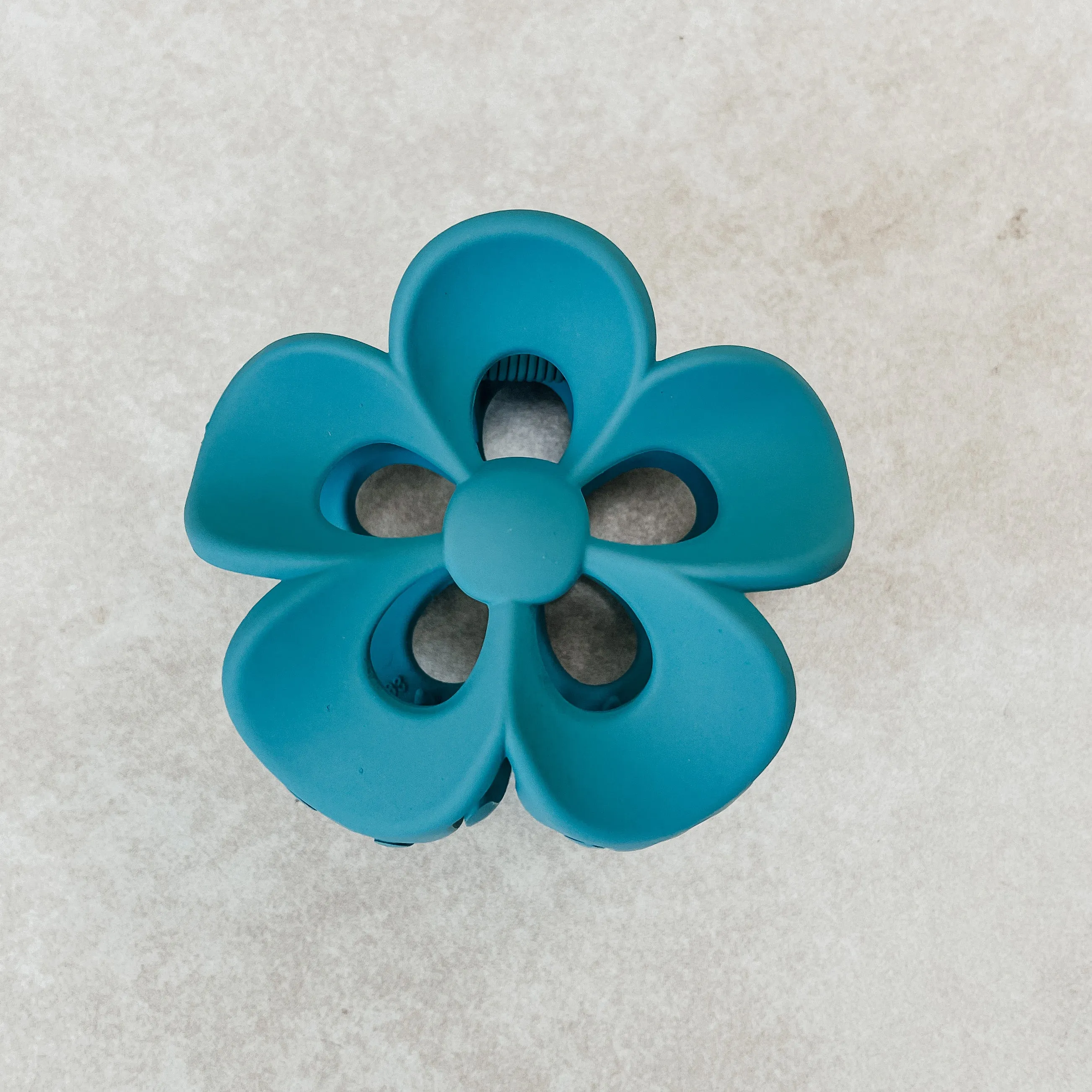 Twisted Flower Claw